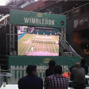 Shopping Centre MK7 LED Screen shows some smashing tennis