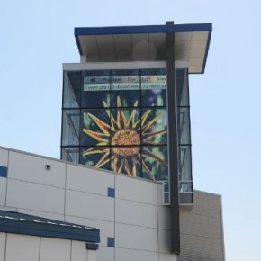 LED Advertising display in Canada uses the IT Tile