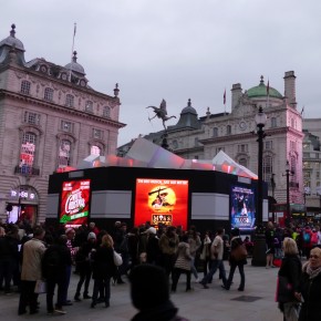 Piccadilly Presents LED Advertising this Christmas at Eros